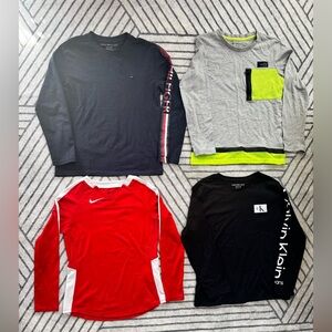4 piece lot of boys clothing size Small